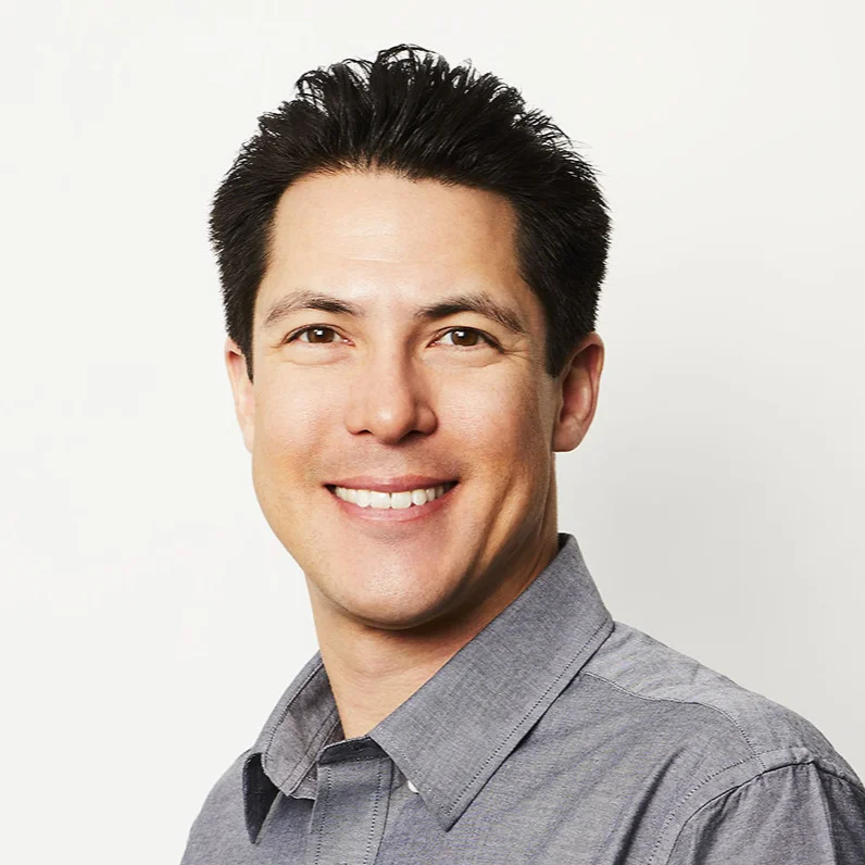 Adam is the co-Head of Marketing at GAF Energy, a renewable energy company that is redefining the way homeowners can go solar. Previously, he was VP of Marketing at SolarCity, and then led the Energy Marketing and CX function within Tesla after SolarCity was acquired. He also had a 14-year career as a management consultant with various consulting firms, including stints at Booz & Company and GreenOrder. Adam received his MBA from UVA Darden Graduate School of Business, and a B.S. in Environmental Science from the College of William & Mary.