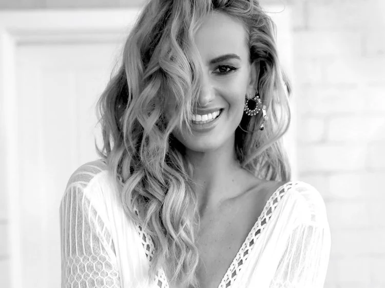 SAMANTHA_WILLS_002%2Bcopy.jpg