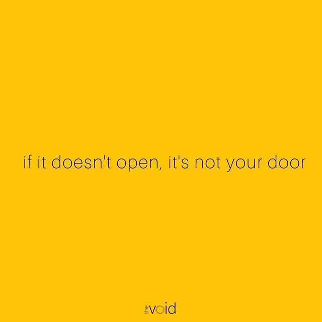if the key doesn't fit, don't go out of your way to make a copy πβ β 
.β β 
.β β 
.β β 
#quotes #inspo #inspiration #mondaymotivation #motivationmonday #quotestoliveby #selflove #quotesaboutlife #love #strength #lovelife #beyourself #thevoid
