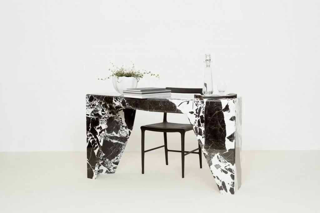 Collection Christophe Delcourt JAZ-console w/ OUD chair