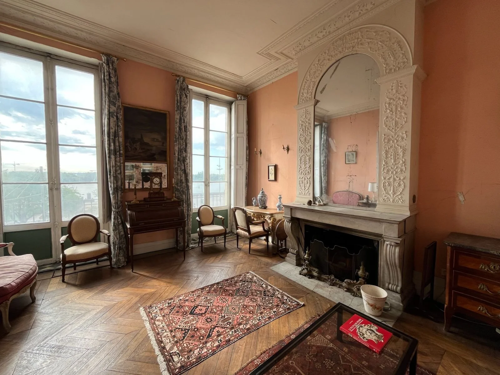 APPARTEMENT BORDEAUX QUAIS (3).jpeg