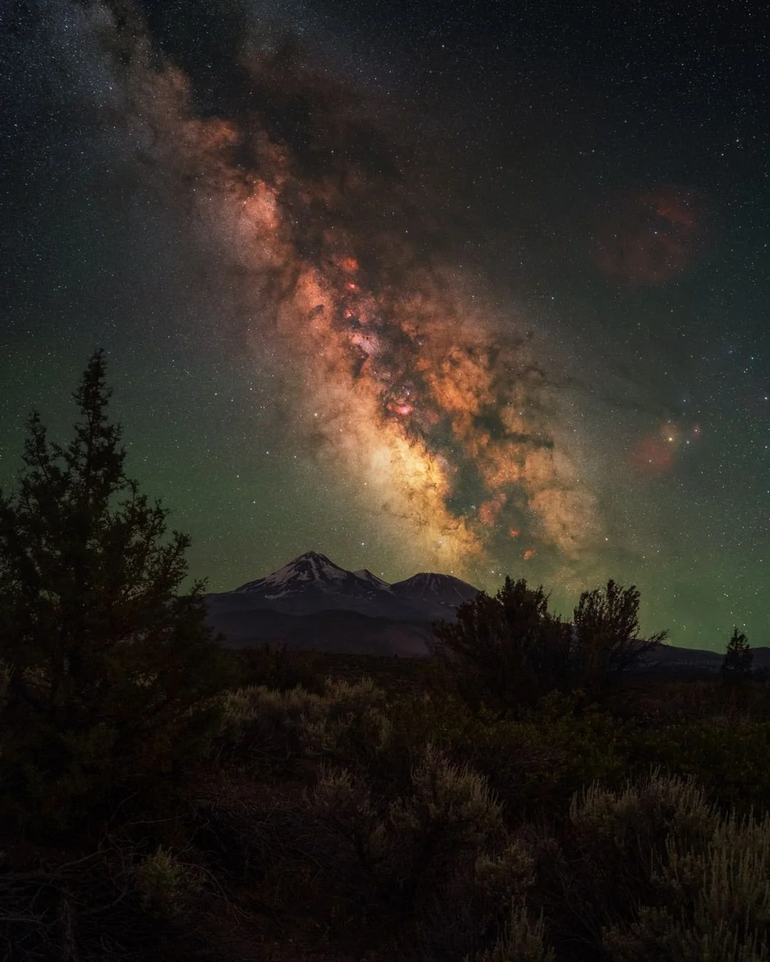 One of these images was captured with a lens that cost me just &pound;329 and the other with a lens that cost &pound;1299. Can you guess which one is which? 👀
OK it doesn't help you're viewing them downsized and compressed on Instagram but the point