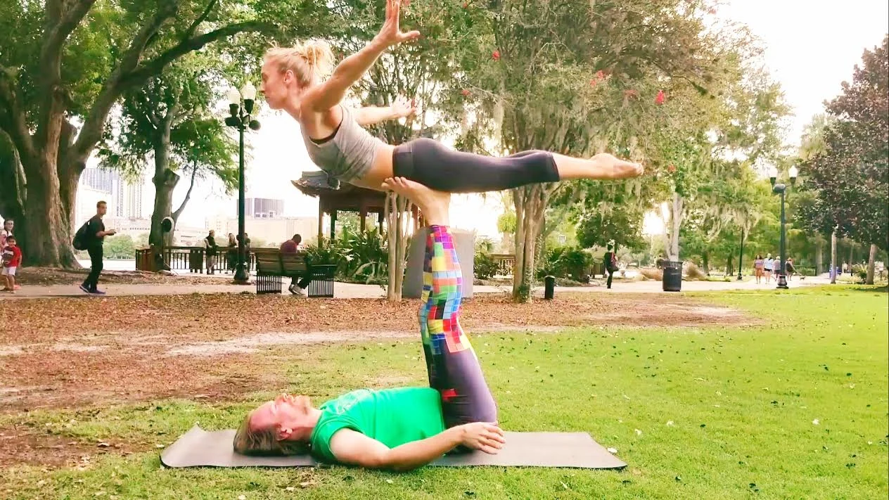 Beginner Acro Workshop 