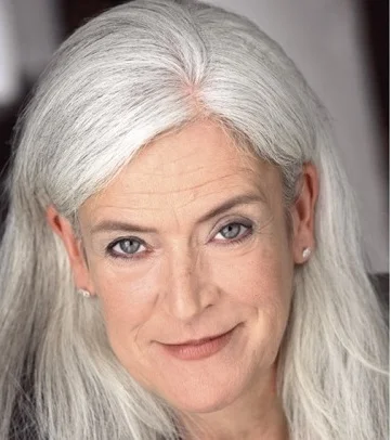 Janet Headshot.jpg