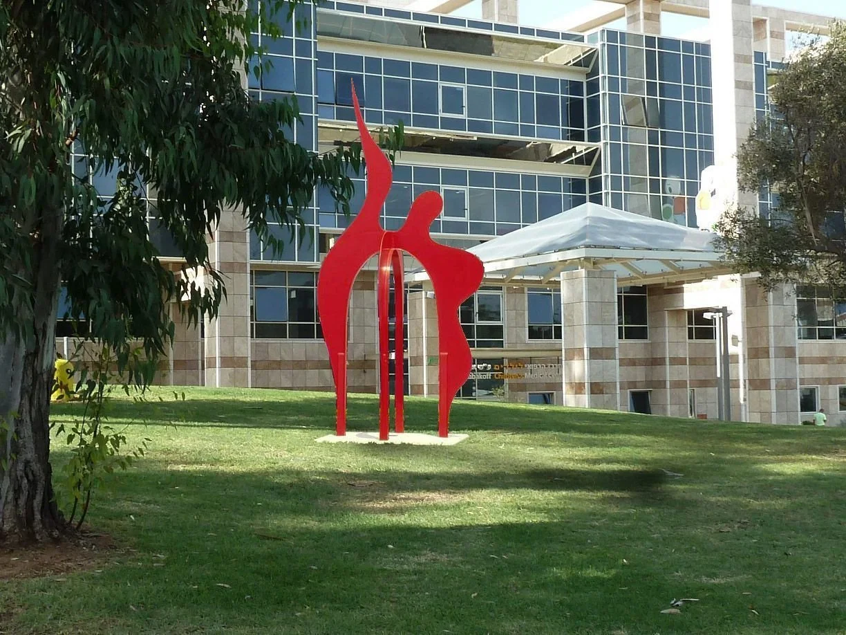 Nessie, 1978, painted steel, 16 x 8 feet