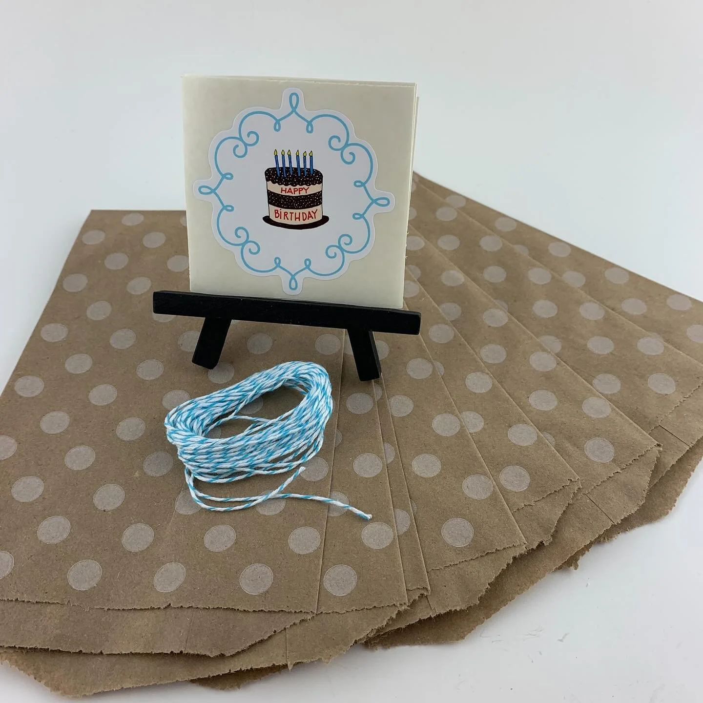✨TBT✨ these little gift bags (complete with twine and stickers) were one of my hottest sellers 🛍️ for many years&hellip;Then my longtime bag vendor went out of business and I couldn&rsquo;t find a proper replacement. So I set out to figure out somet