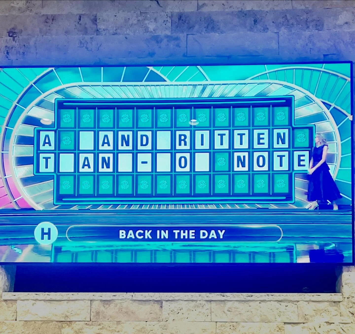 Spotted on Wheel of Fortune by @mrshoviestoffee (thank you Pam 😉)&hellip;
&ldquo;A Handwritten Thank-You Note.&rdquo;
Category: Back in the Day 😝.
Tisk, tisk.
I say handwritten notes are timeless, not outdated. ✍️💌
Do you still write thank-you not
