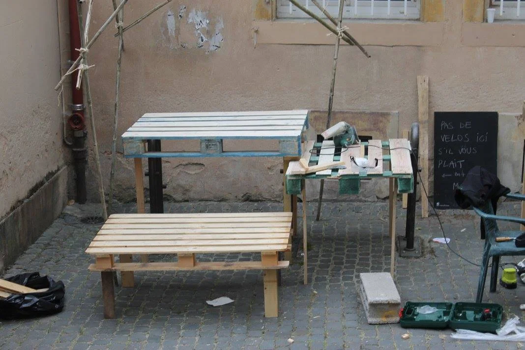 Des tables pour les petits et les grands