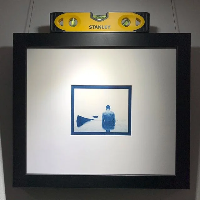 Keeping @stephensheffield on the level during the installation of Shades of Blue. Join us March 21 for the artist reception!
.
.
#shadesofblue #panopticongallery #onthelevel #cyanotype #installationday