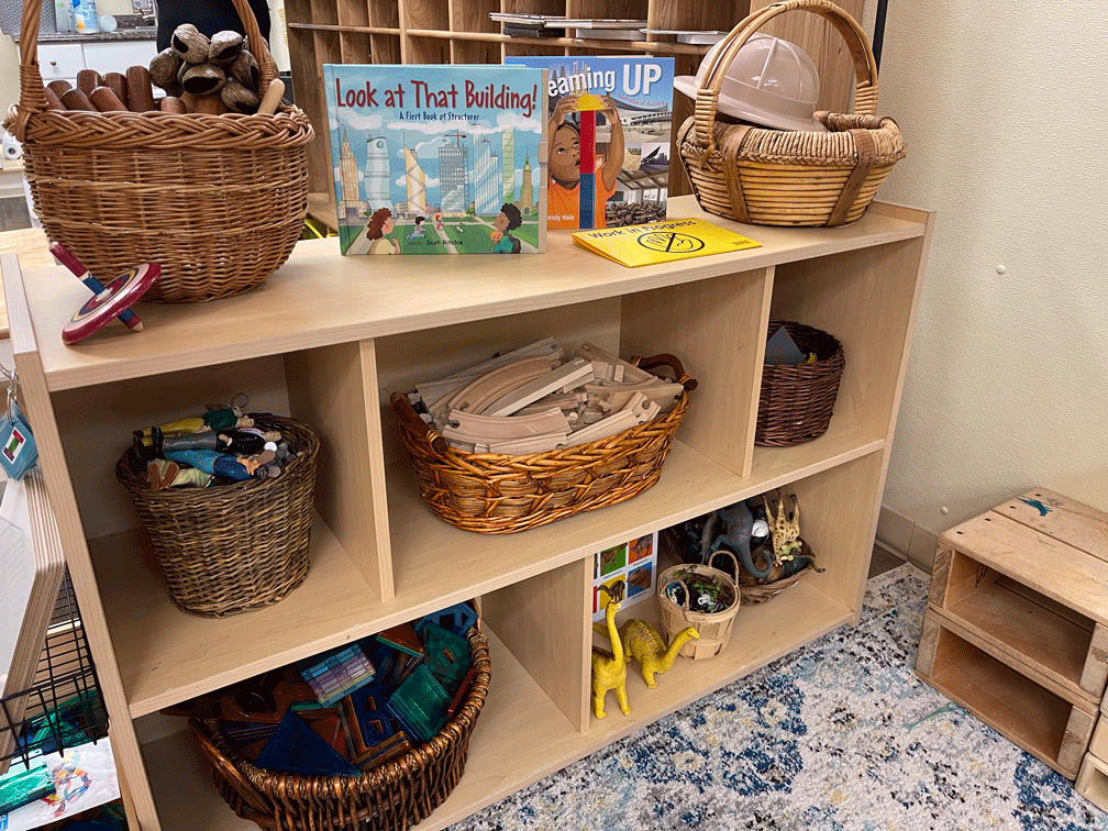  Each of our classrooms has plenty of toys for your child to explore through cooperative and individual play. 