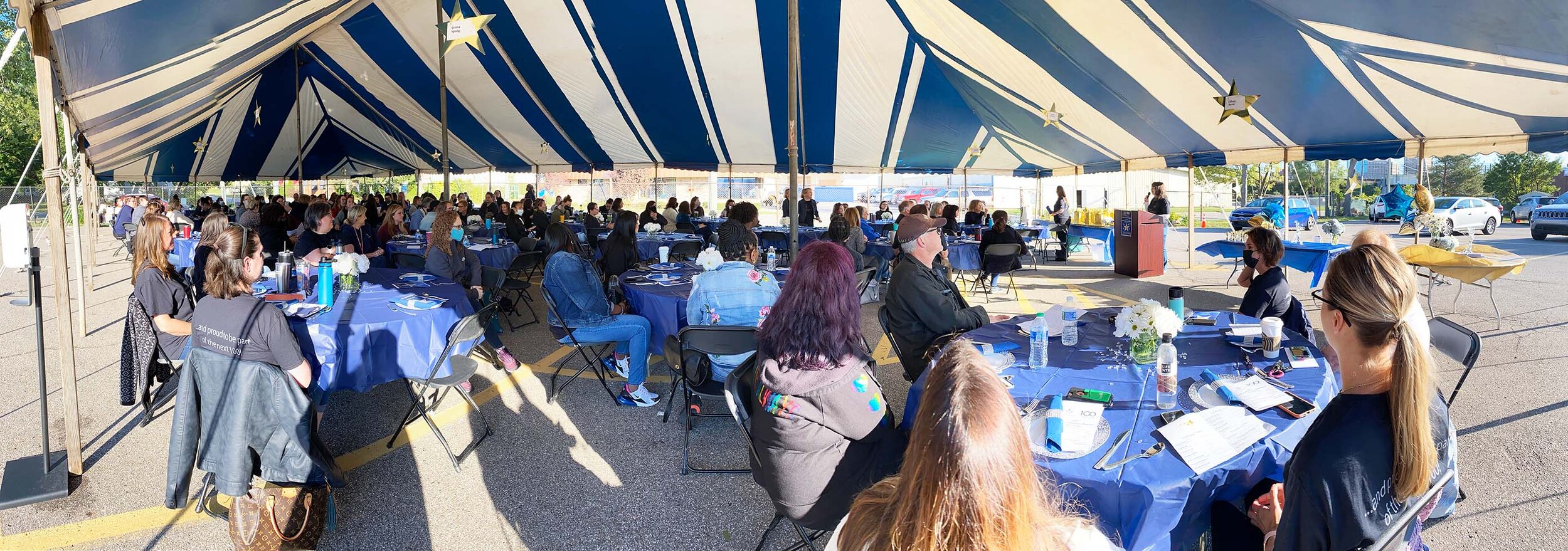  Employees gathered outside Oakland Family Services’ Pontiac office for the 2021 Staff Recognition and Celebration Event on Oct. 1. 