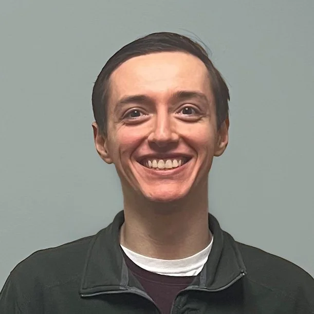 Therapist Bio - Skylar Selik — Oakland Family Services