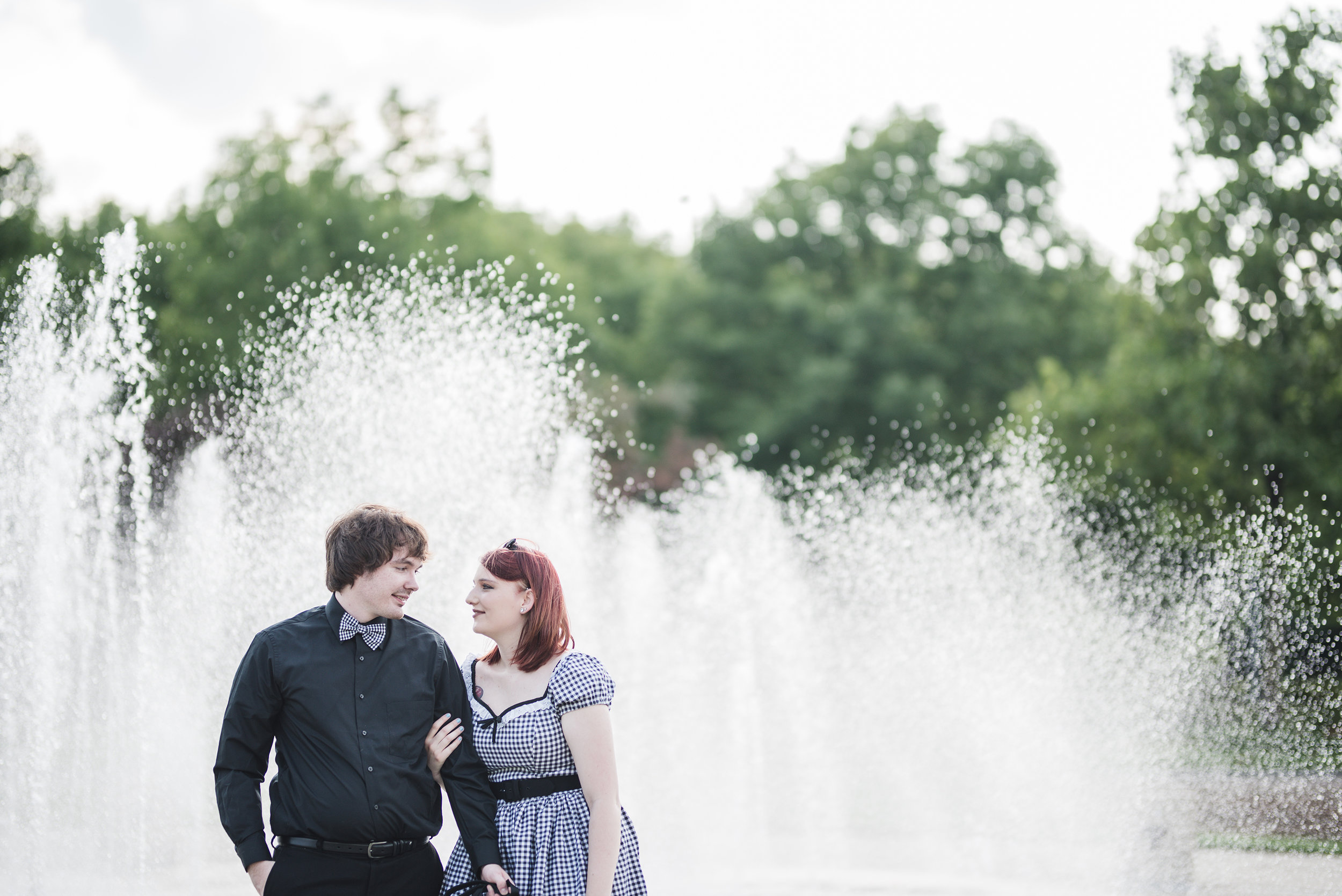 Fort Wayne Indiana Engagement Photographer Columbus Lancaster Ohio wedding dogs