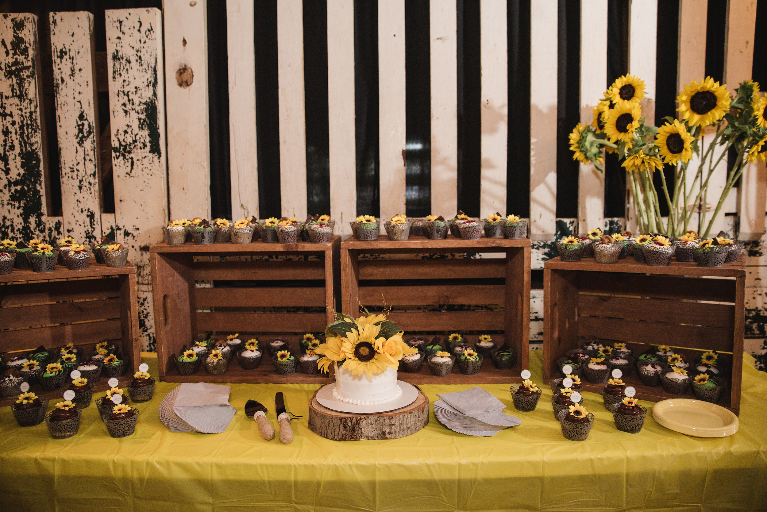dessert table at wedding lancaster ohio wedding photographer