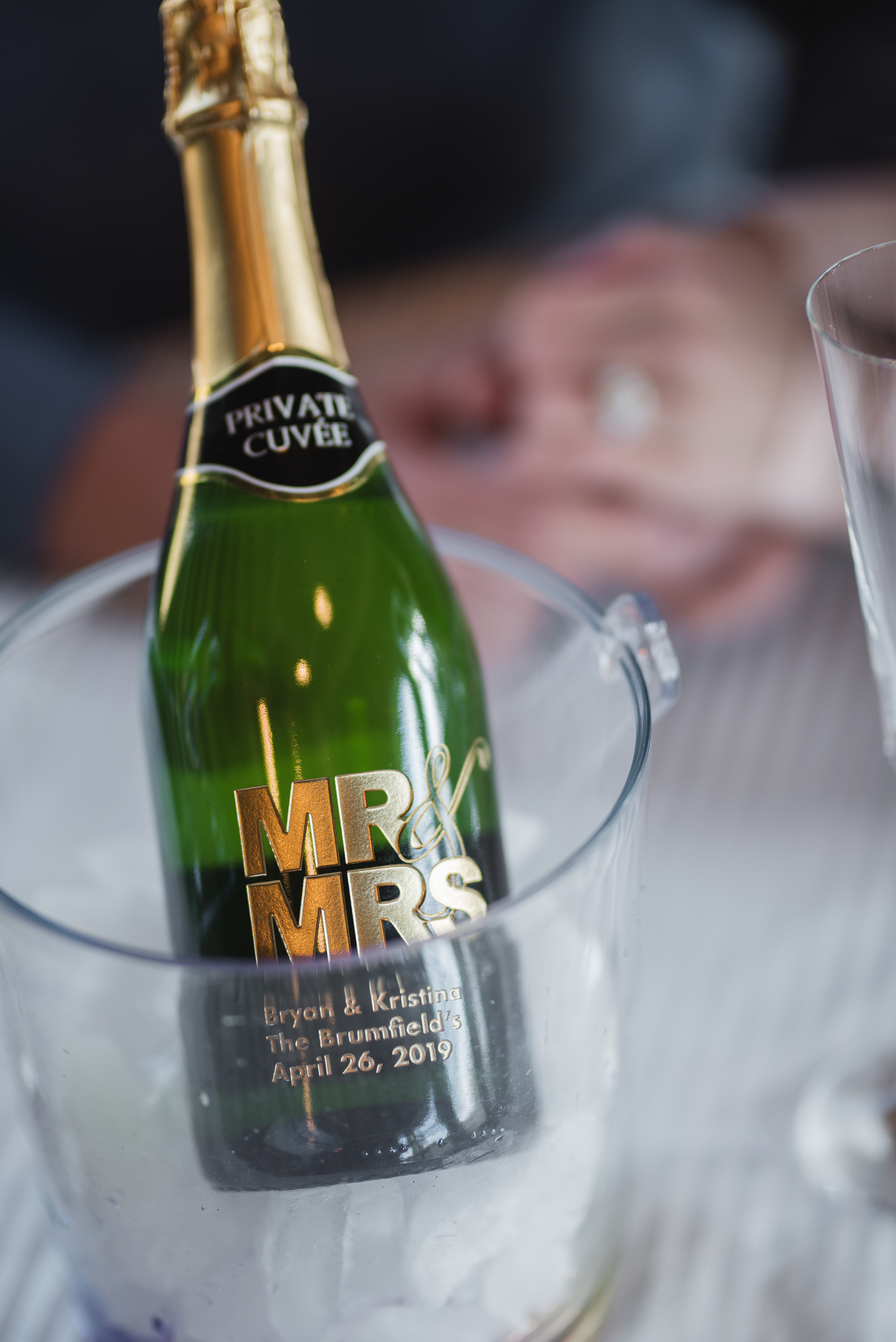 train champagne toast wedding photographer