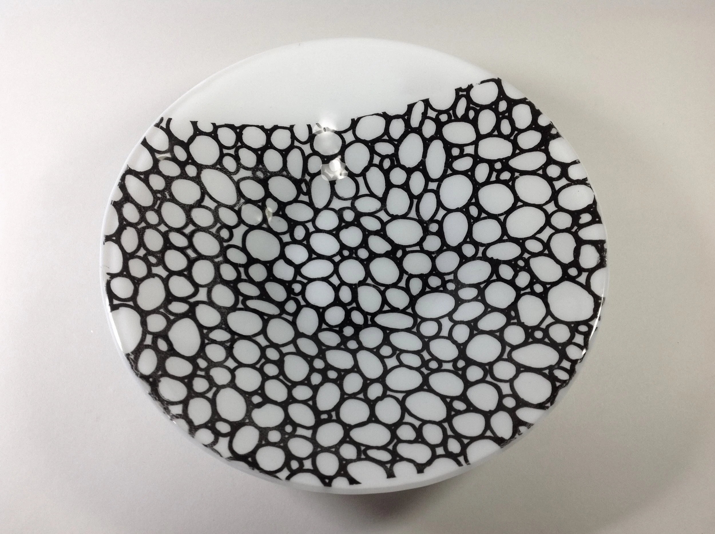 Black and White pebble bowl
