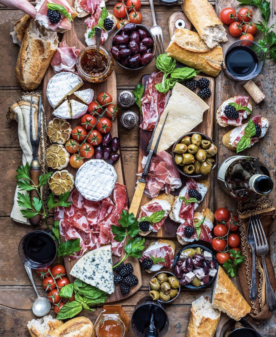 wine-with-cheese.-copyright-w-production-at-fotolia.com.jpg