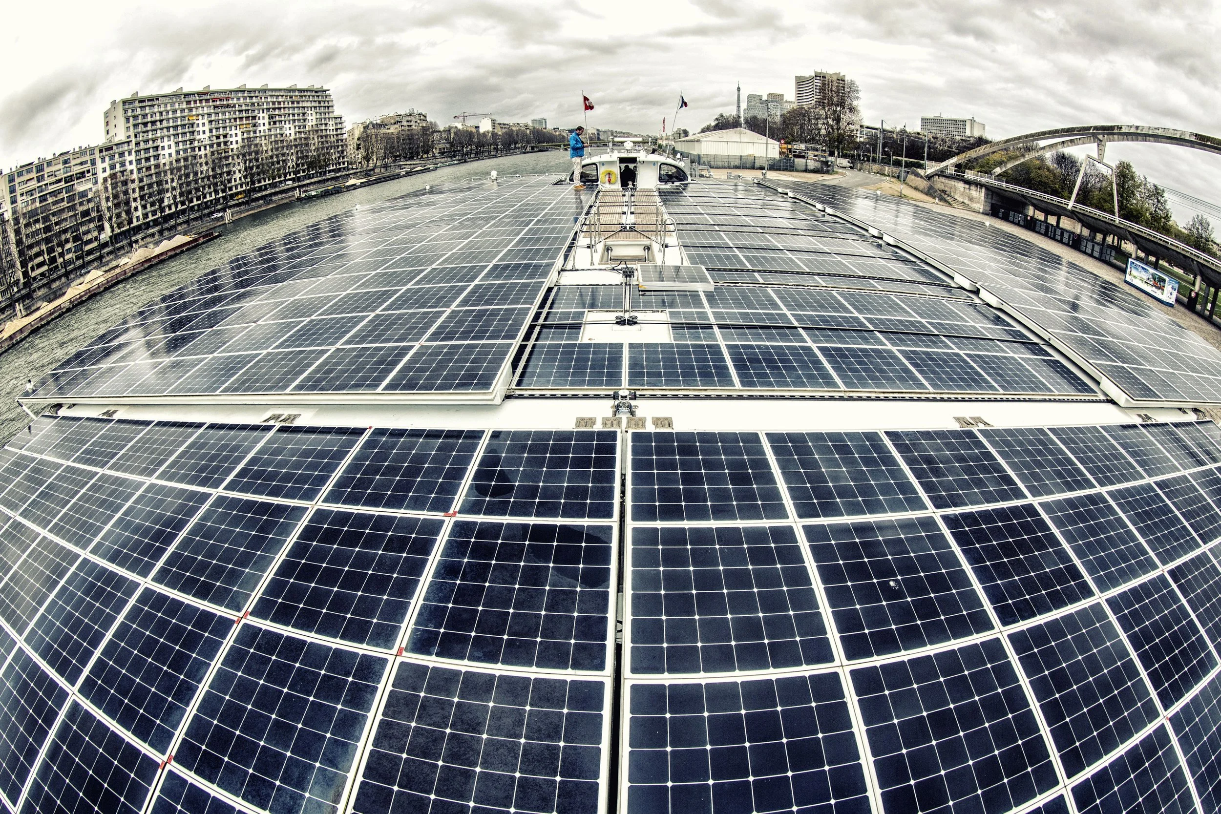 R4W_SOLAR_VESSEL_PARIS_COP21_M05A8288_FX.jpg