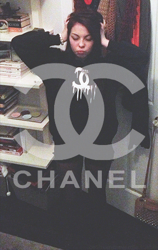 giphy (24).GIF