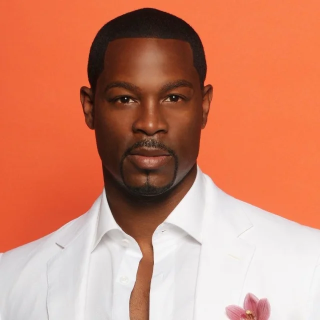 Darrin Dewitt Henson Visits City University Schools