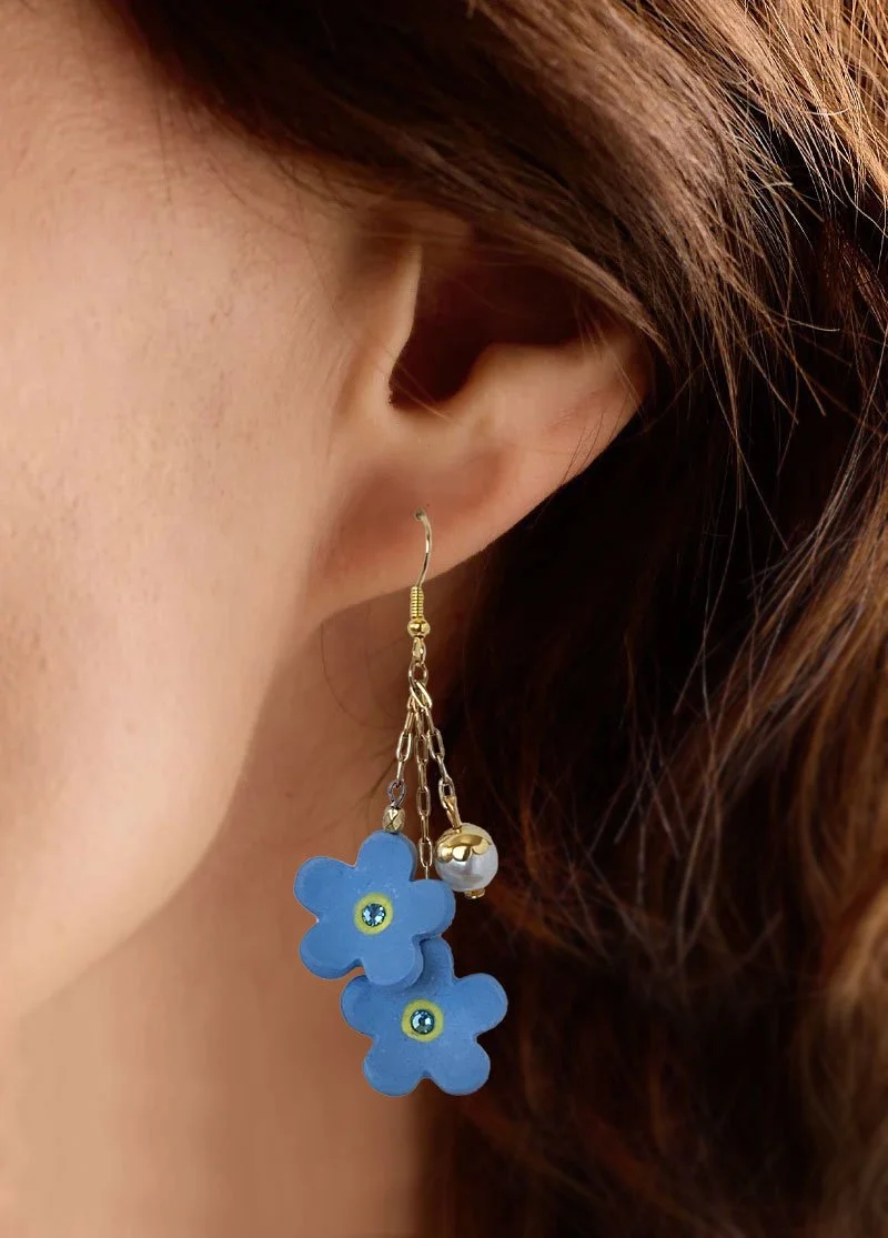 Earrings-Dangle-Statement.jpg