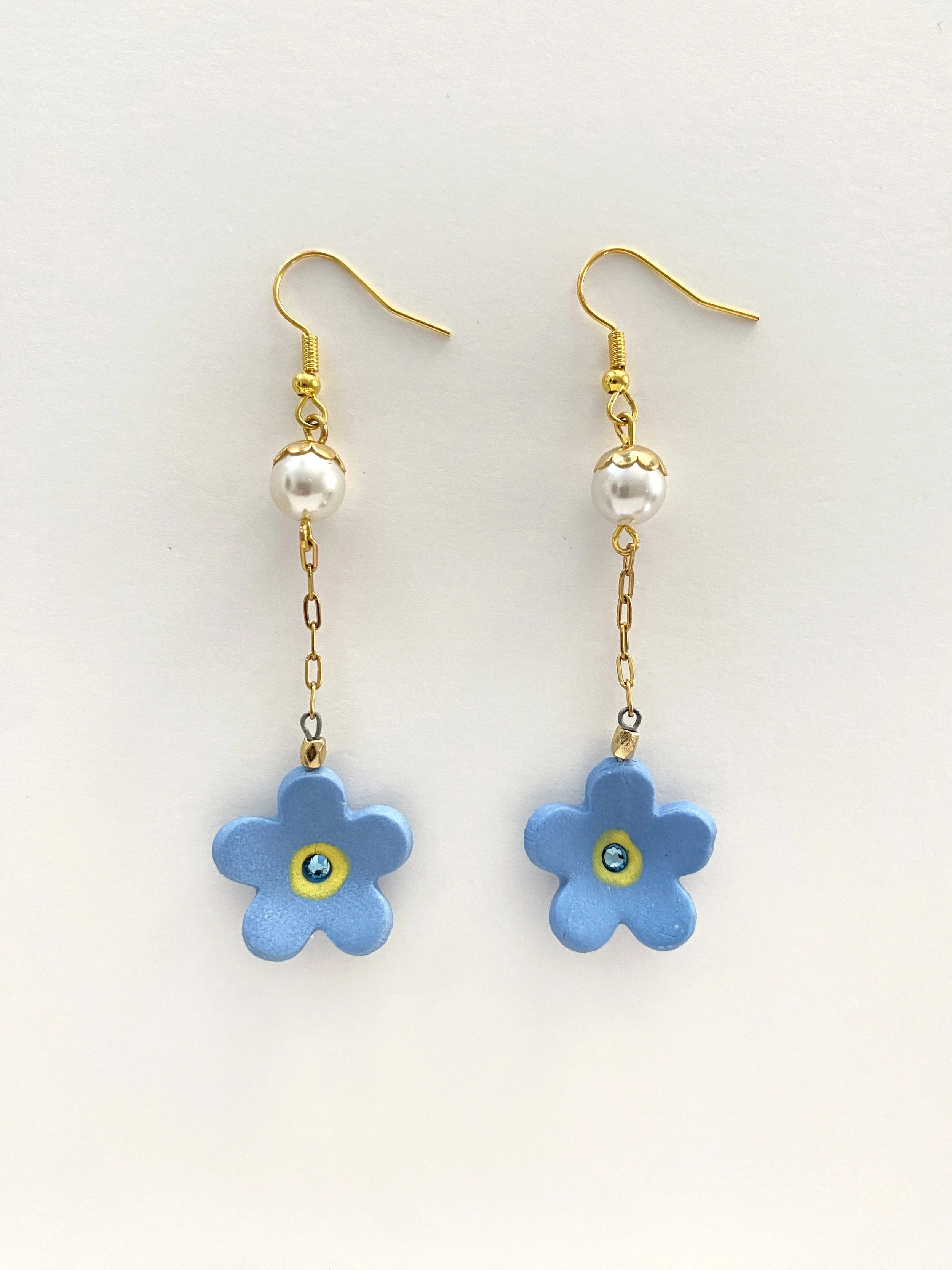 Earrings-Pearl-Drop-Detail-1.JPG