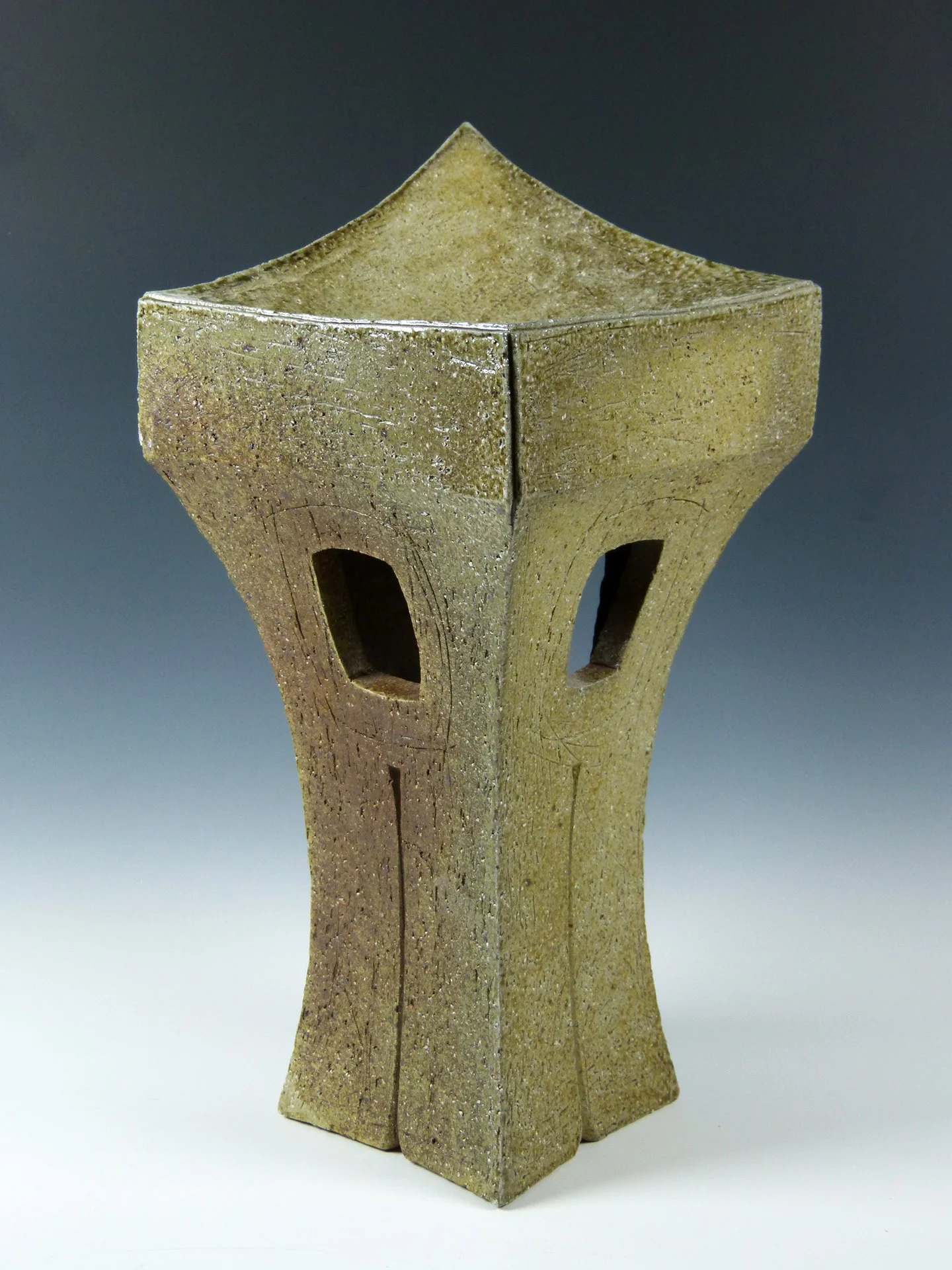 Pedistal Font.jpg