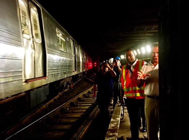 Governor promises fix to NYC subway electrical woes