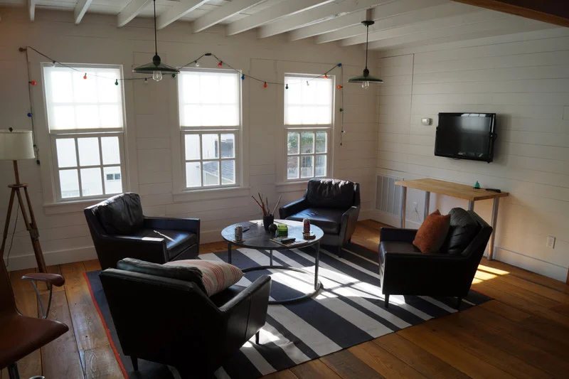 phillips_johnston_interior_design_loft_living_4.JPG