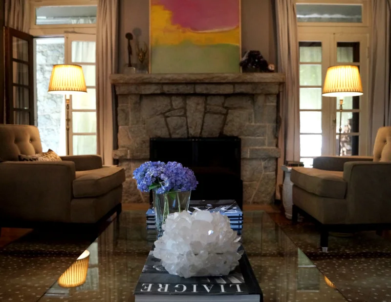 phillips_johnston_interior_design_quapaw transitional_living_room_11.JPG