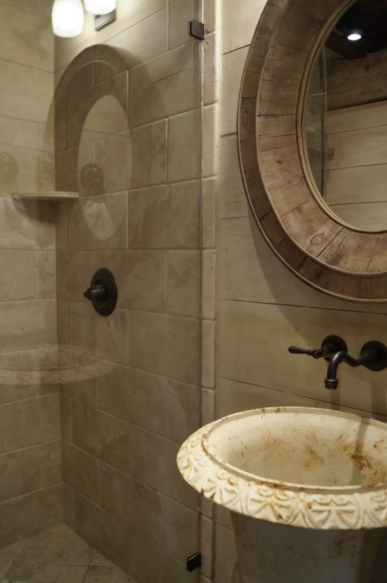 phillips_johnston_interior_design_heights_getaway_16.JPG