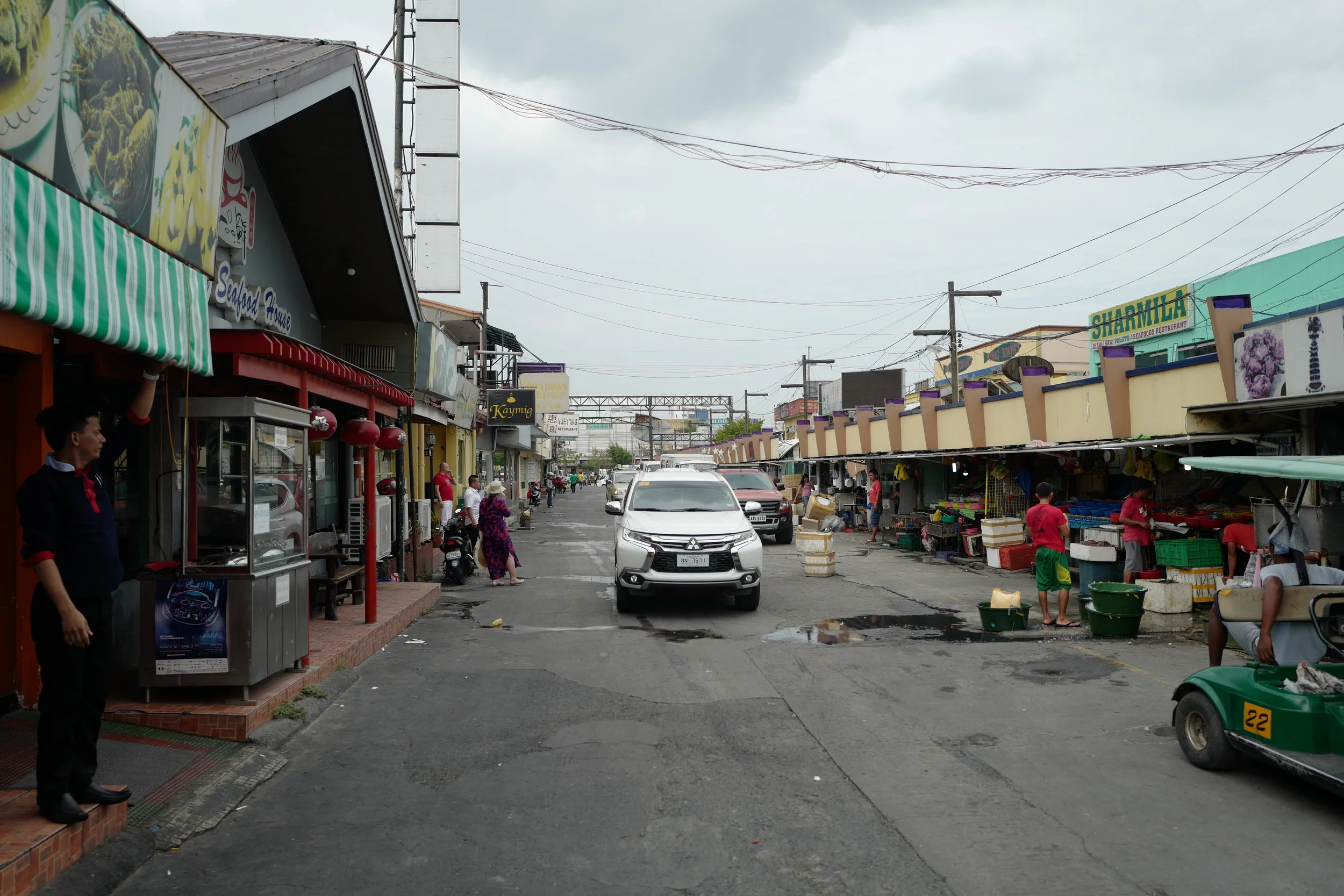  One of the Seaside Dampa streets. 