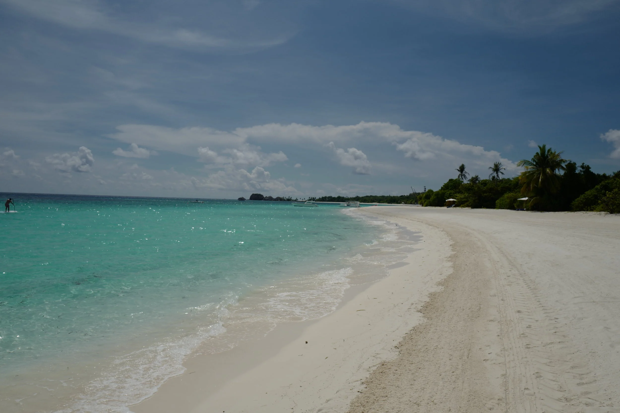  Another beautiful, secluded beach, right behind the lunch spot. 