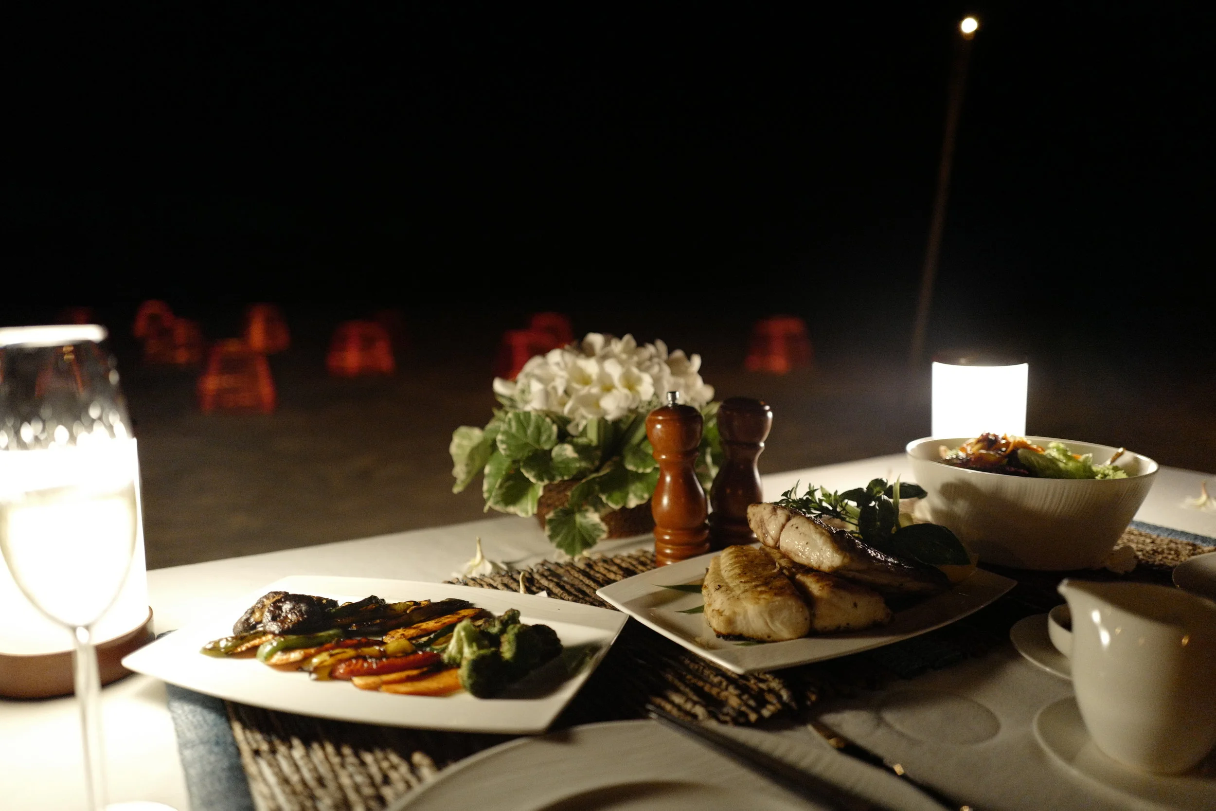  Our second course- the grilled wahoo with a side of grilled veggies and a big green salad! 