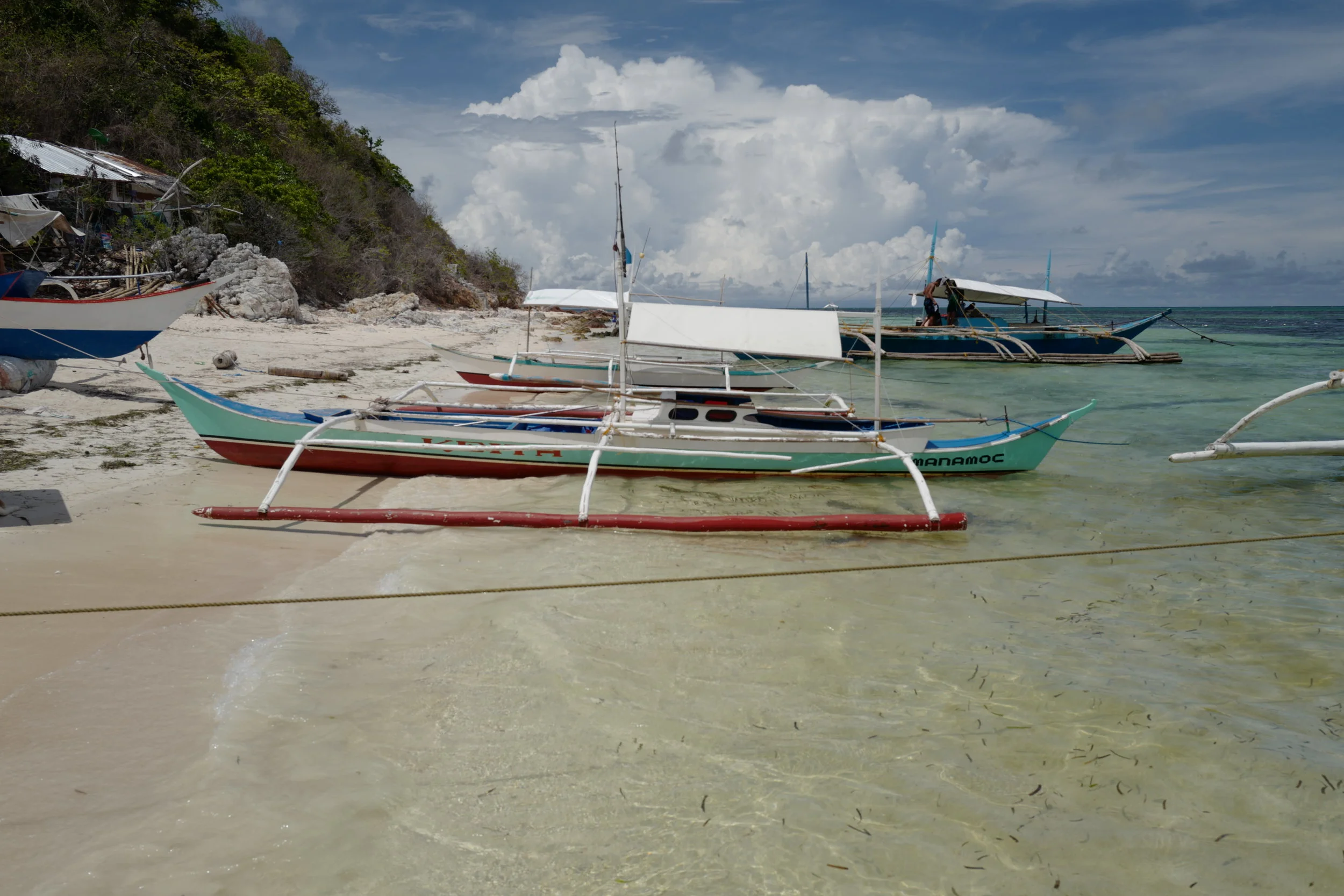  The shore of Manamoc 