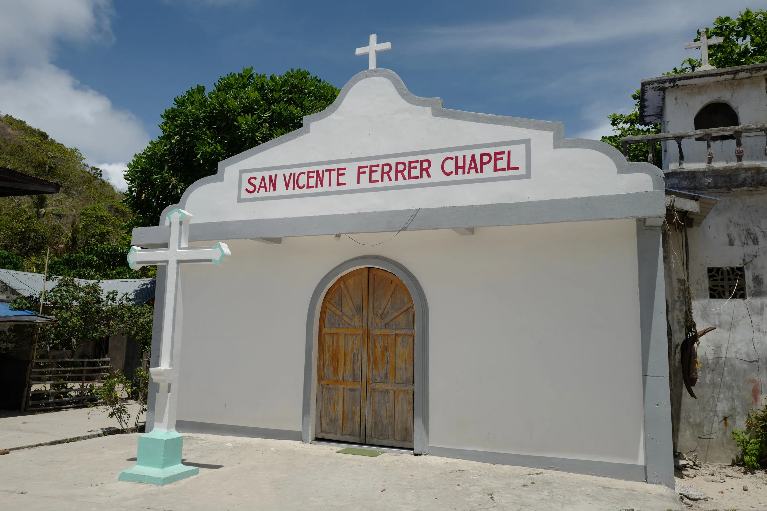  Right back in front of that same church, after the service was over! 