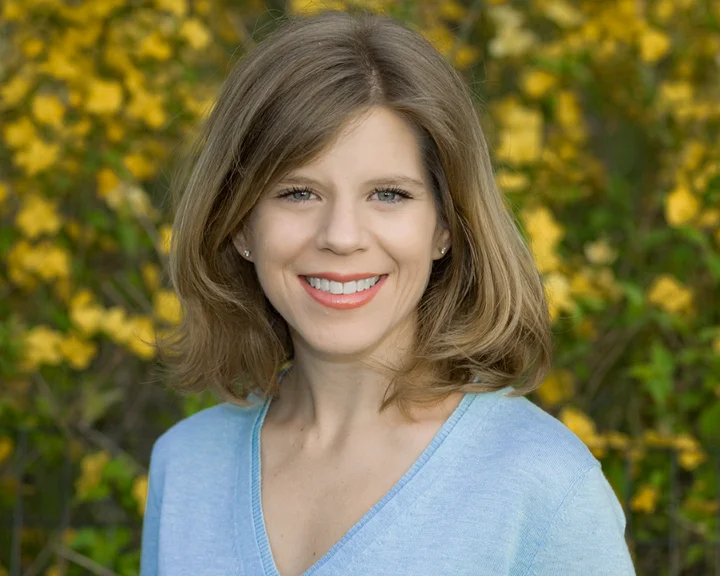 Kate headshot .jpg