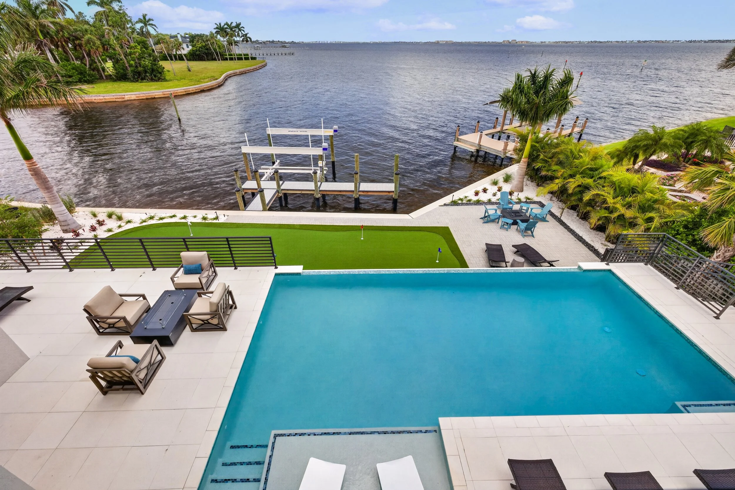 75-Balcony View.jpg