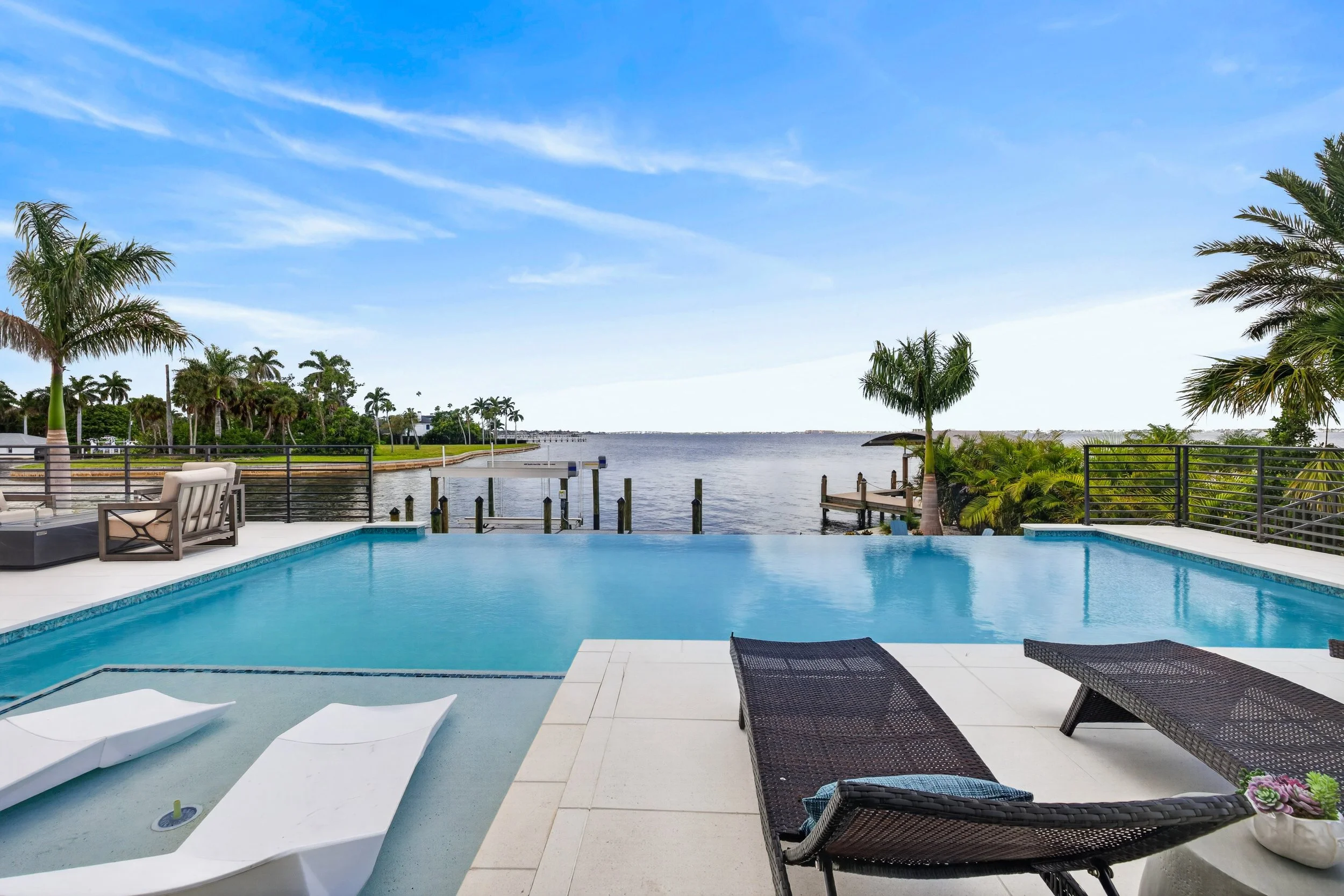 95-Swimming Pool 2.jpg