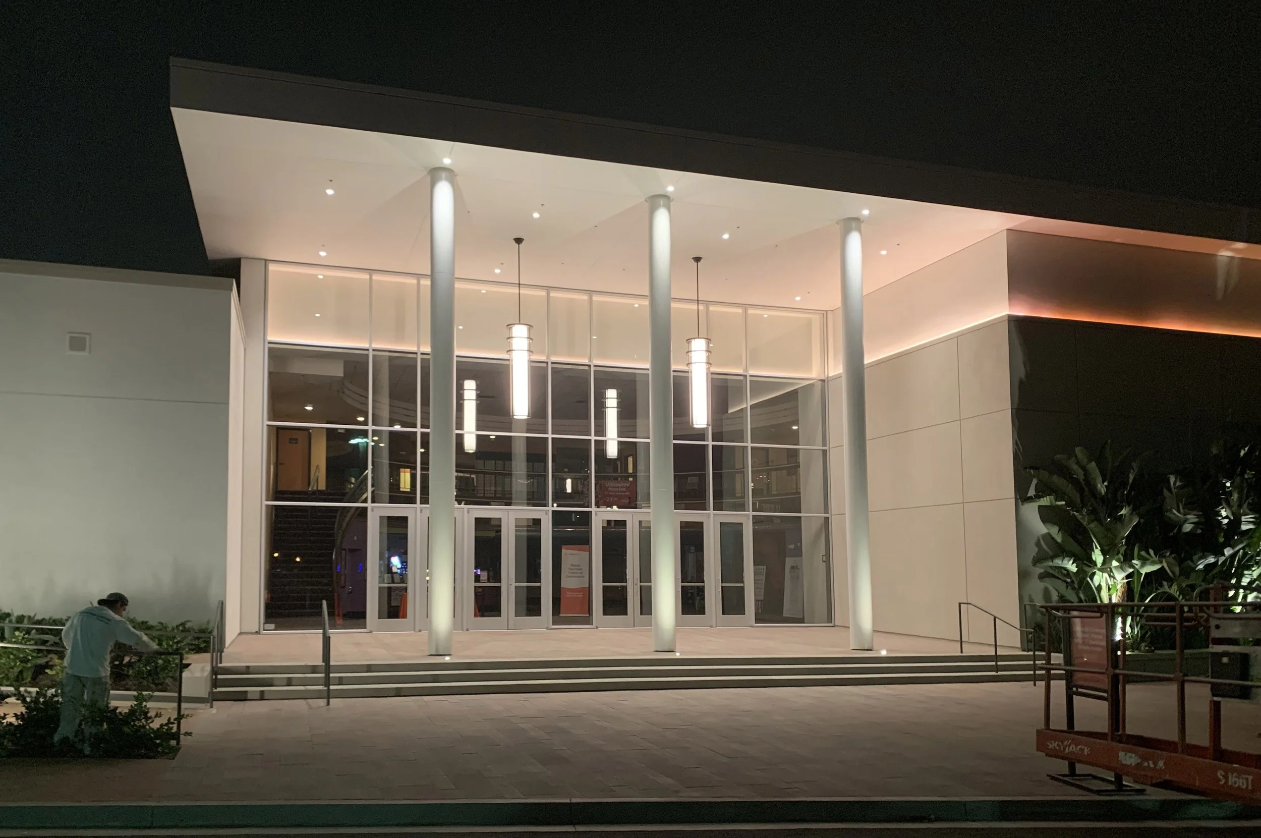 University Town Center Irvine Movie Theater Renovation — GAA Architects