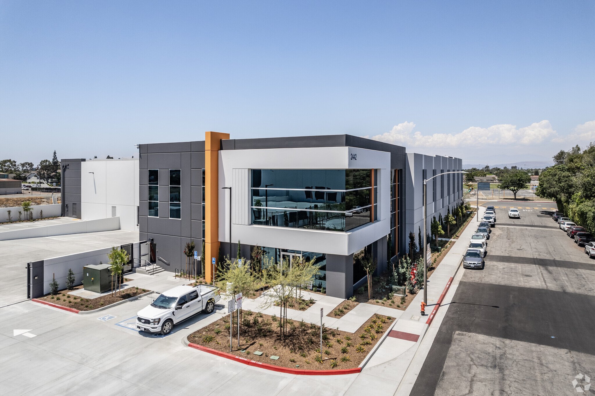 2442-N-American-Way-Orange-CA-Building-Photo-9-LargeHighDefinition.jpg