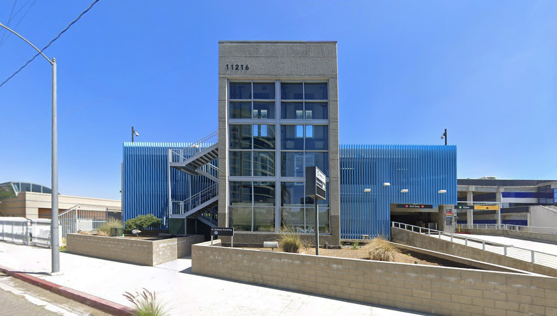 Expo Sepulvida Metro_Image 2.png