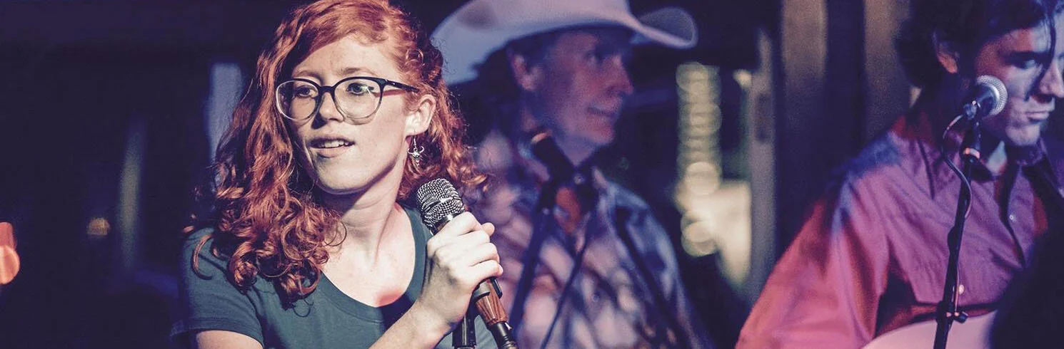 The Ginger Cowgirl Band – Straight Out Of Nashville 