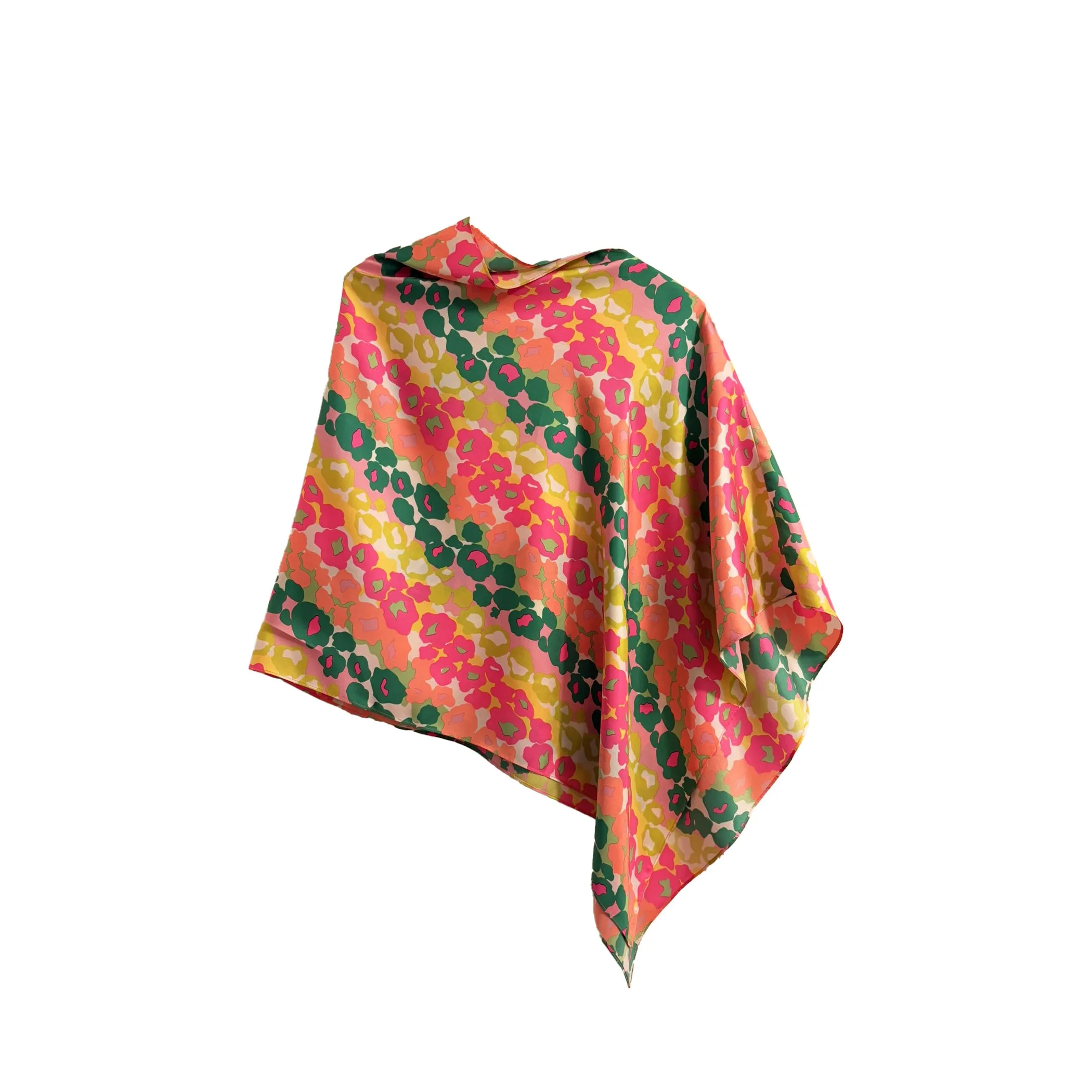 LouLou-Ltd_Poncho_Silk_01.JPEG