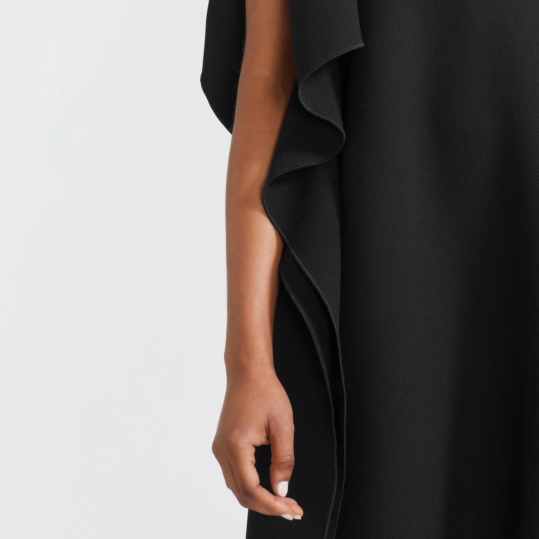 LouLou-Ltd_Rectangular-Caftan-Dress_Wool-Crepe_Black_003.jpg