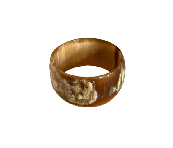 LouLou-Ltd_Horn-Bangle_C_Lead-Image.jpg