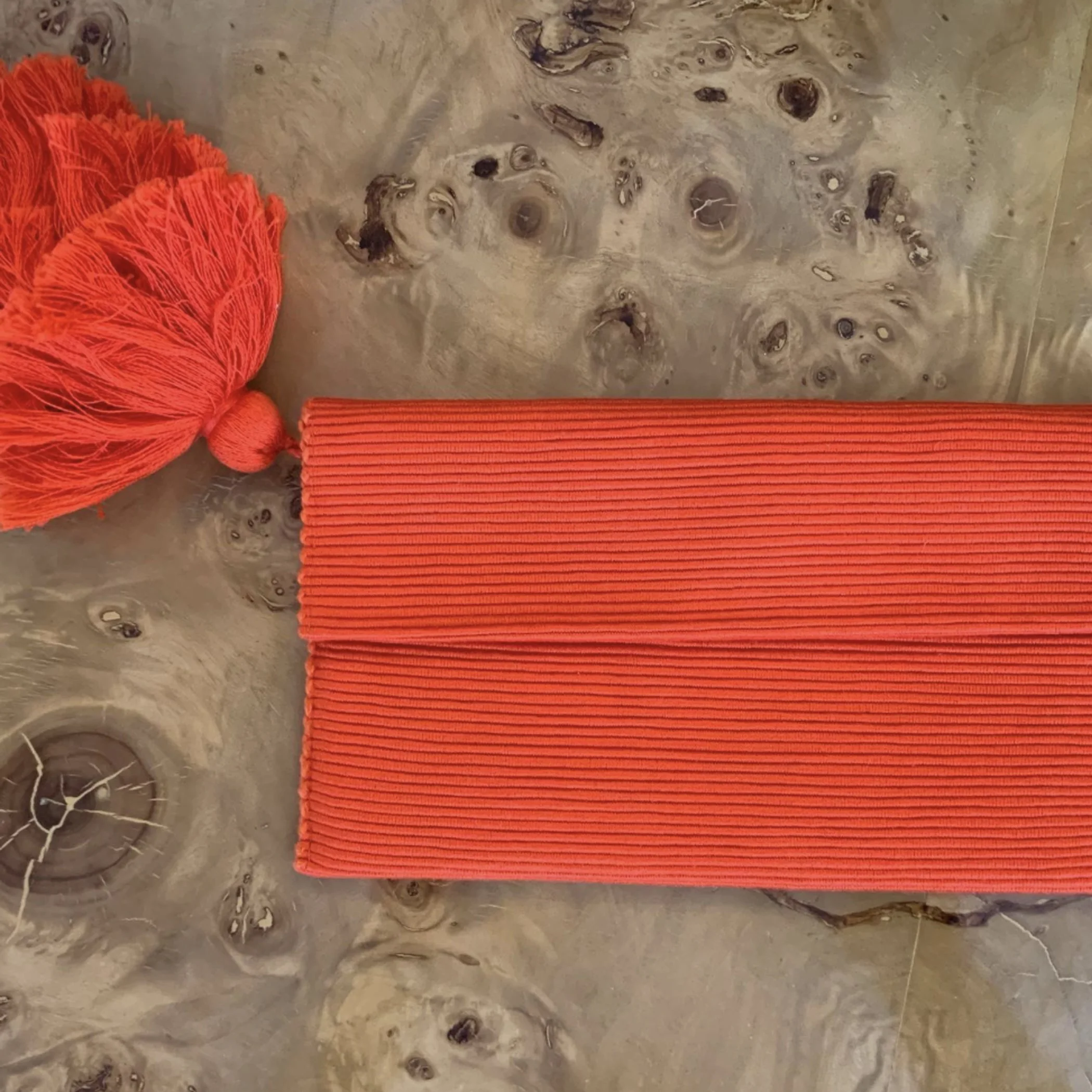 LouLou-Ltd_Purse_Orange-Envelope-Clutch_B.jpg