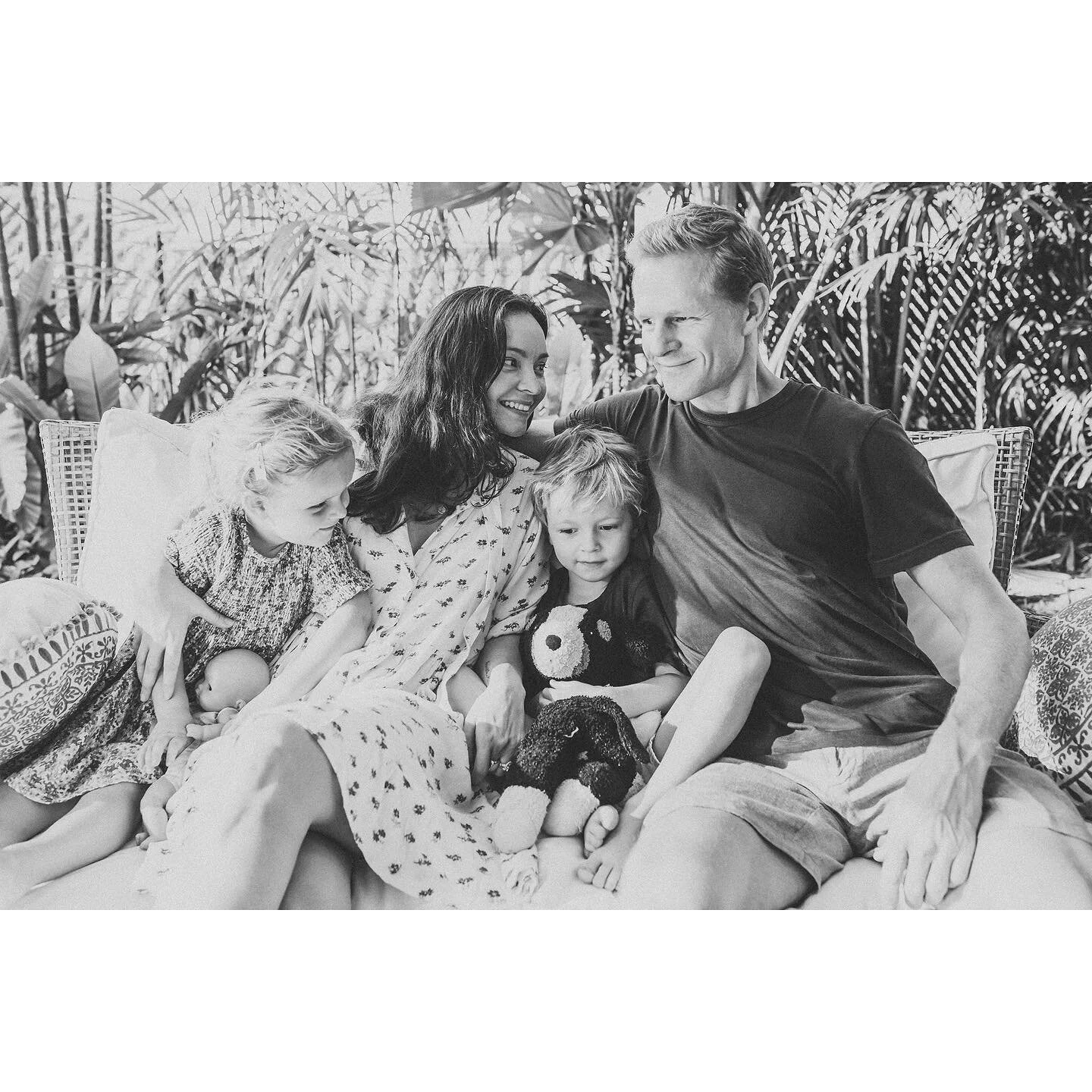 *2022 FAMILY SESSIONS* Book now to secure your weekend slot.☀️🤩📷