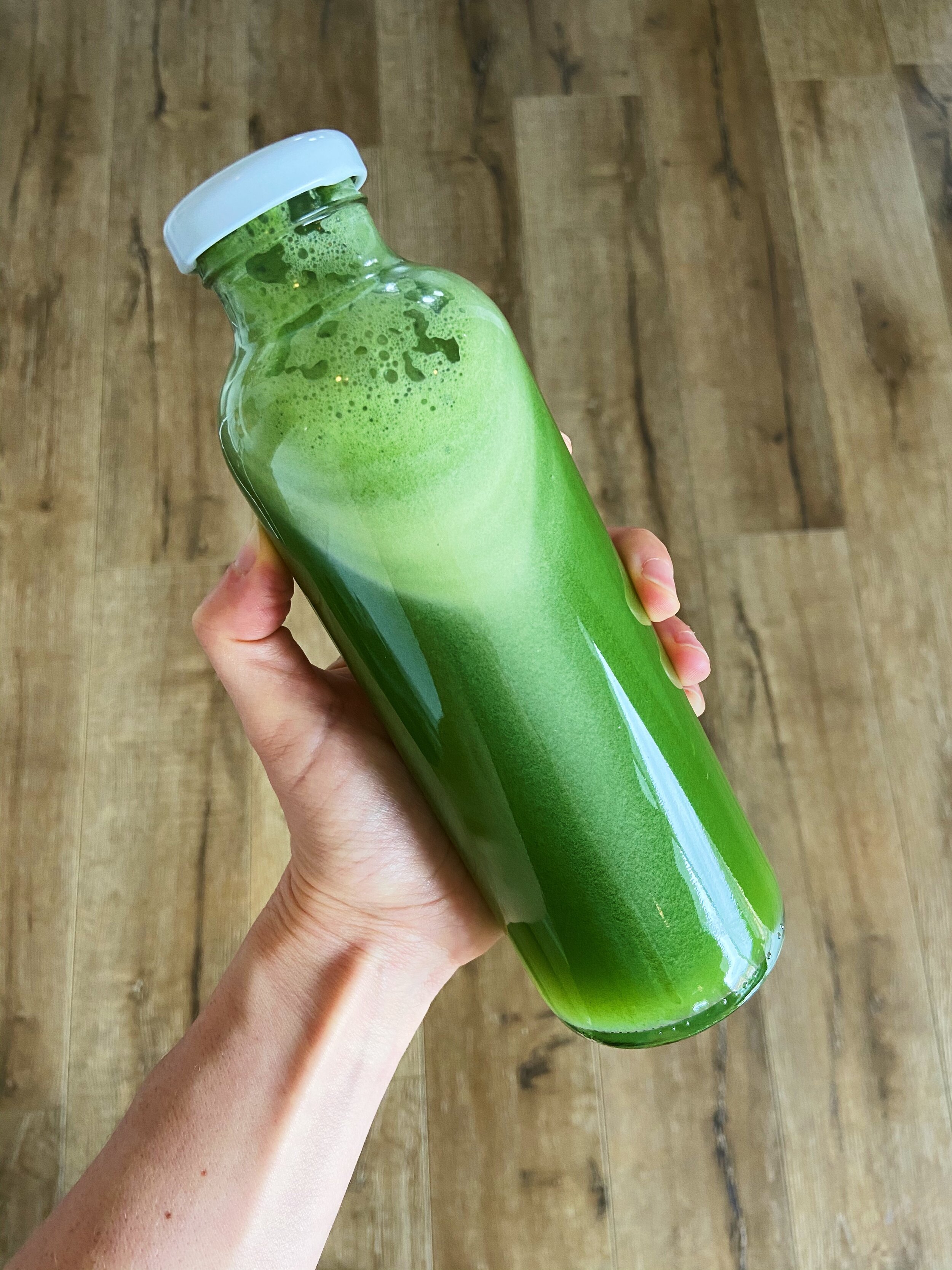 All you need to know to make the perfect green juice + my favorite