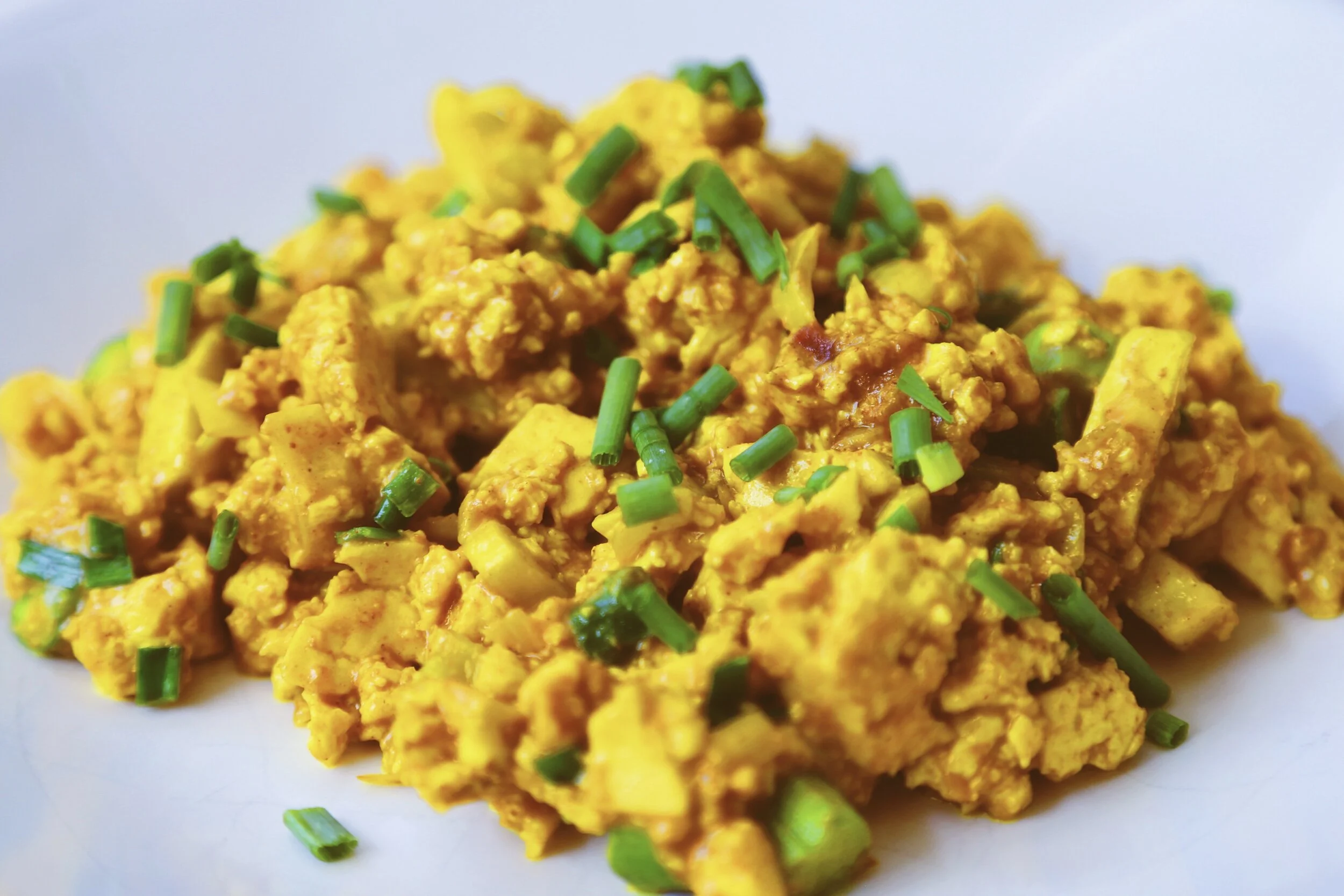 How to make the eggiest tasting tofu scramble